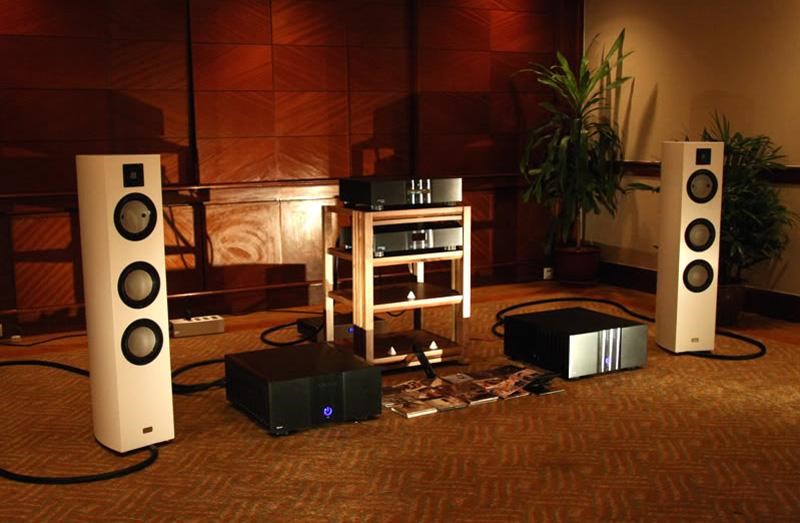 LÀM THẾ NÀO ĐỂ CHĂM SÓC HỆ THỐNG ÂM THANH CỦA BẠN?