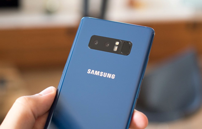 Galaxy Note 8: Ấn tượng về camera, bút S-Pen, giá gần bằng xe máy